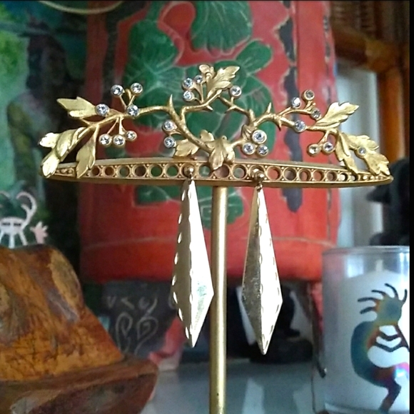VINTAGE 14K Gold Etched Elongated Kite Shape Drop Earrings Gold Ball Stud Tops